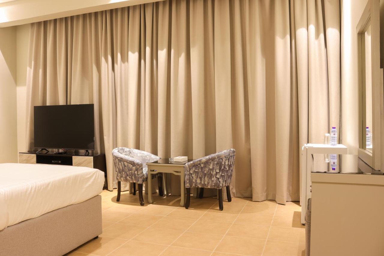 Infinity Tower Suites Wll Manama Exterior foto