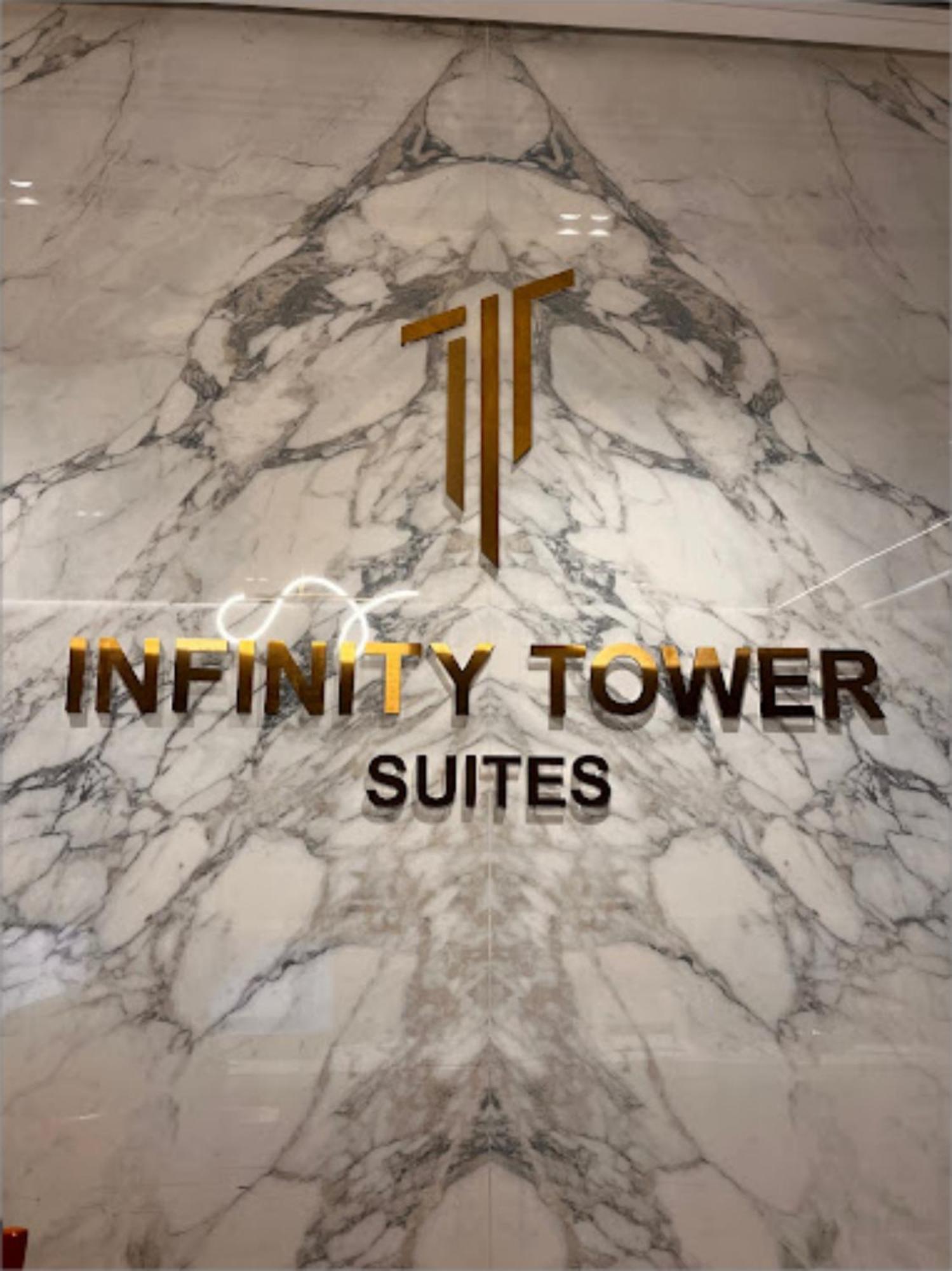 Infinity Tower Suites Wll Manama Exterior foto
